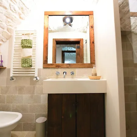 Trullo Gio Semesterbostad *